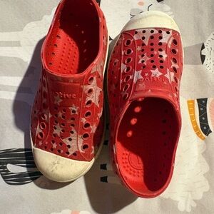 Native Kids Red and White Star Shoes
